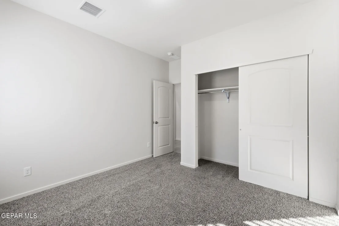 Photo of 13829 Summer Wave Avenue