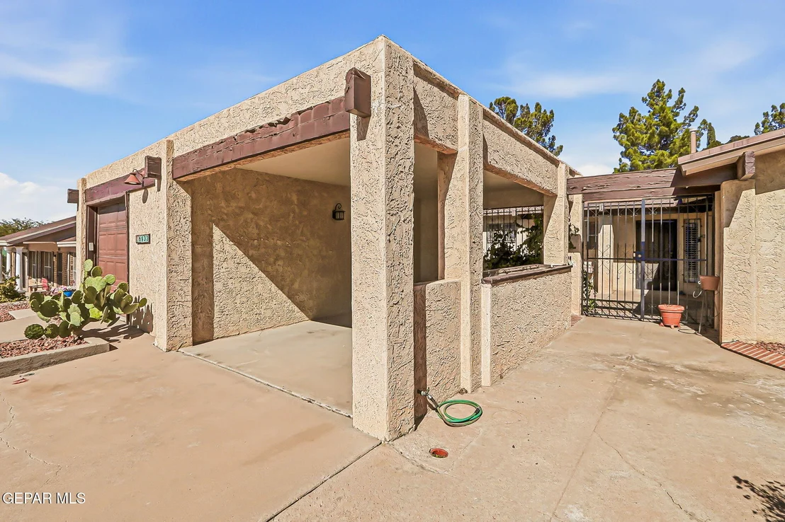 Photo of 6933 POLVADERA Drive