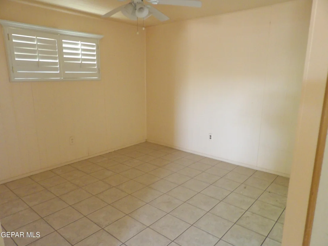 Photo of 327 GEORGE ORR Road