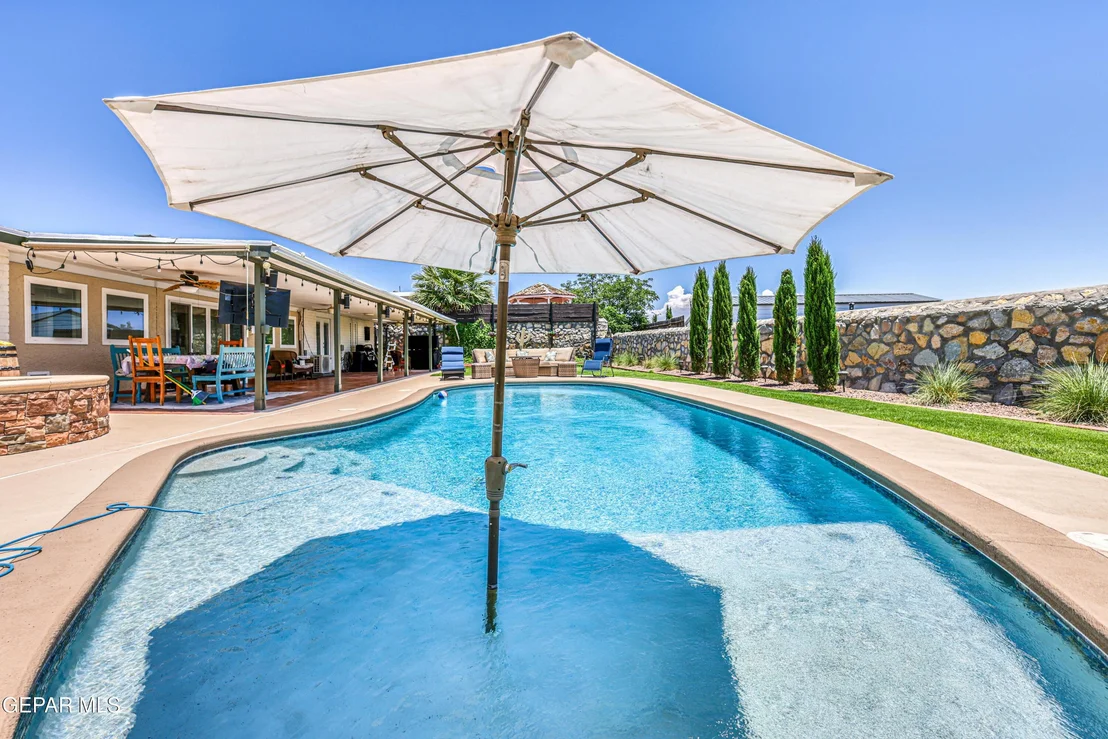 Photo of 10528 Ashridge Drive