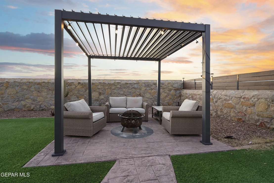 Photo of 3937 DESERT DUNES Drive