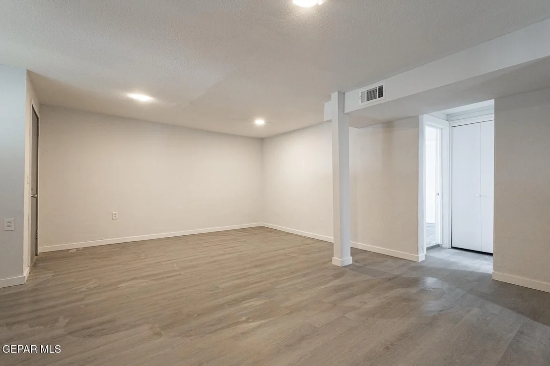 Photo of 720 Santa Barbara Drive