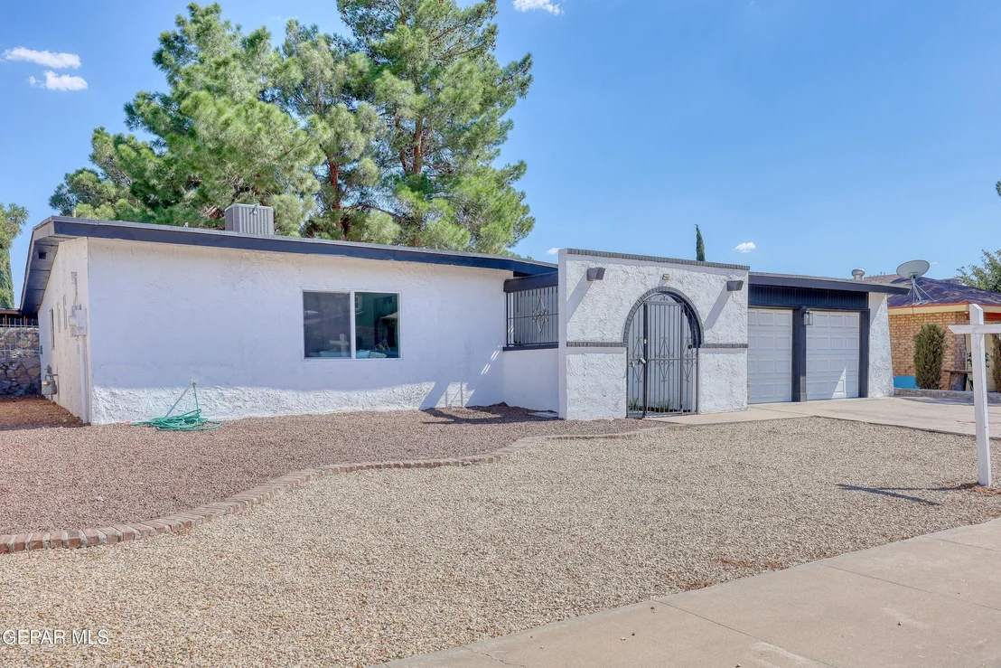 Photo of 2320 SEA SIDE Drive