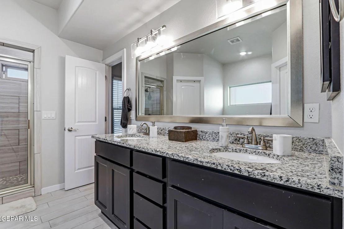 Photo of 236 EPSOM Drive