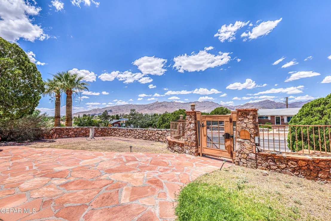 Photo of 5032 TIMBERWOLF Drive