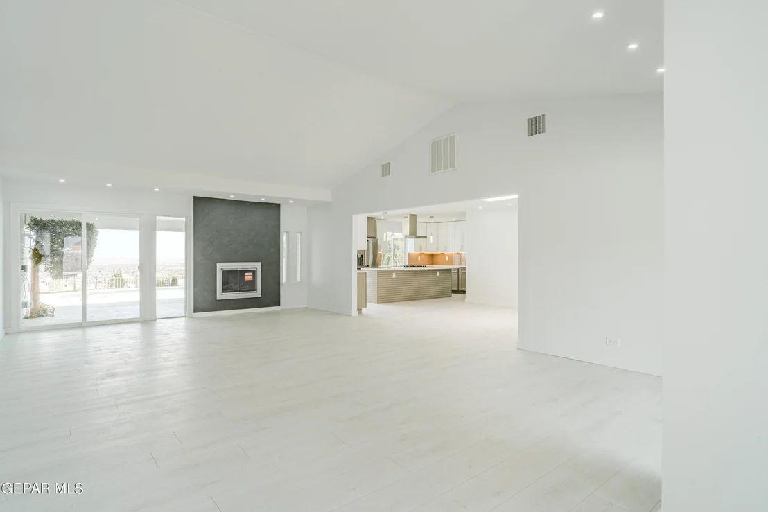 Photo of 9000 GALENA Drive