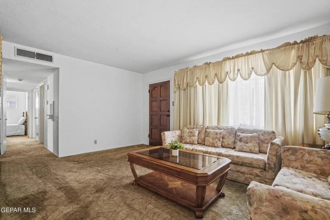Photo of 656 CORTEZ Drive