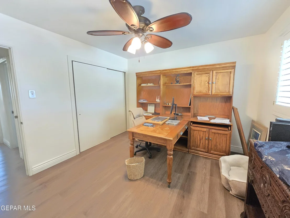Photo of 4200 BUCKINGHAM Drive