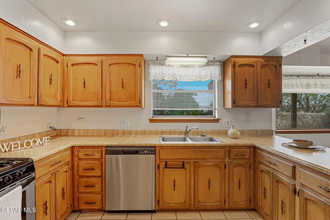 Photo of 7136 Gran Vida Drive