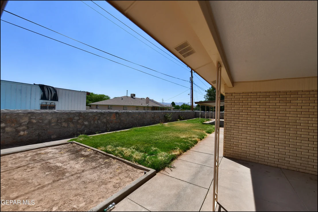 Photo of 8904 METTLER Drive