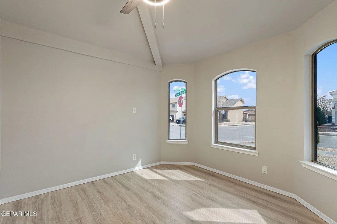 Photo of 4945 SILVER RANCH Avenue