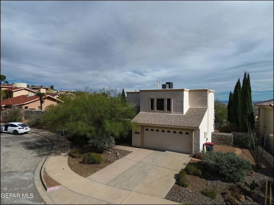 Photo of 7516 BIG BEND Drive