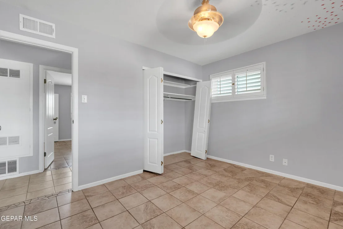 Photo of 321 CRESTMONT Drive