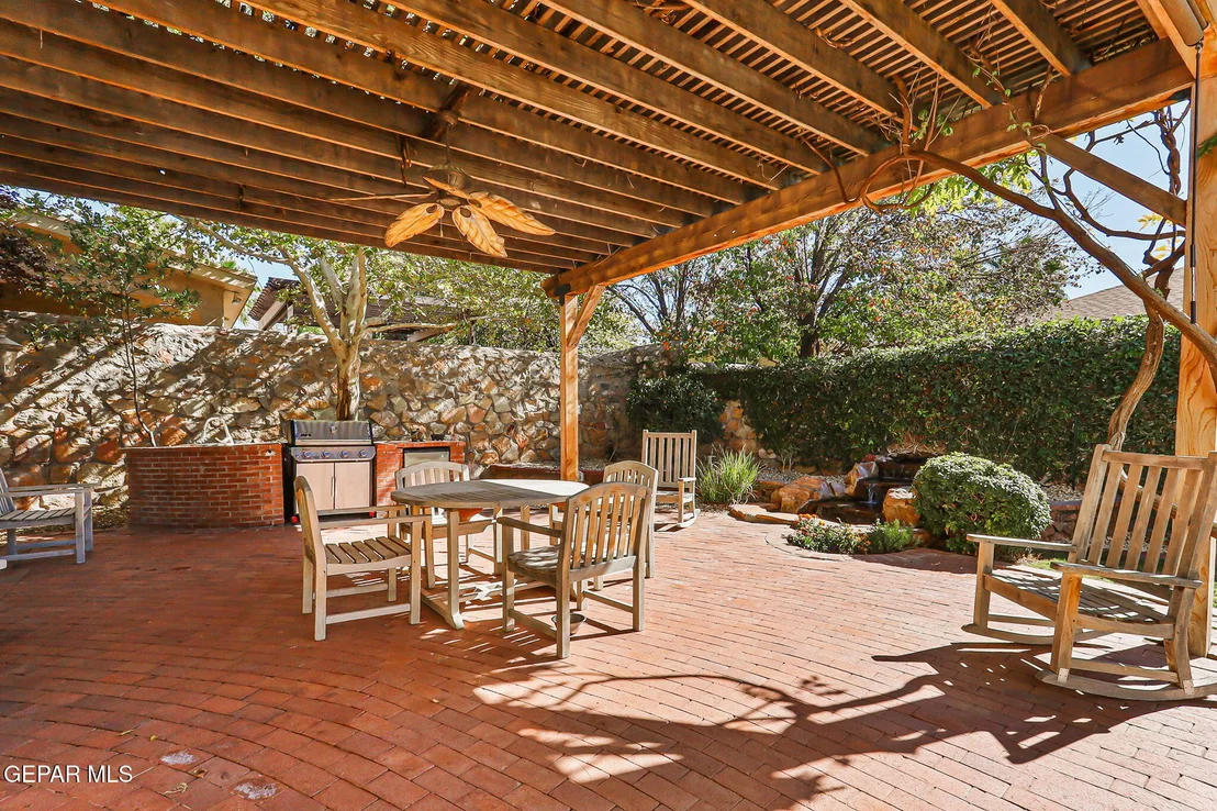Photo of 6616 Wind Ridge Drive