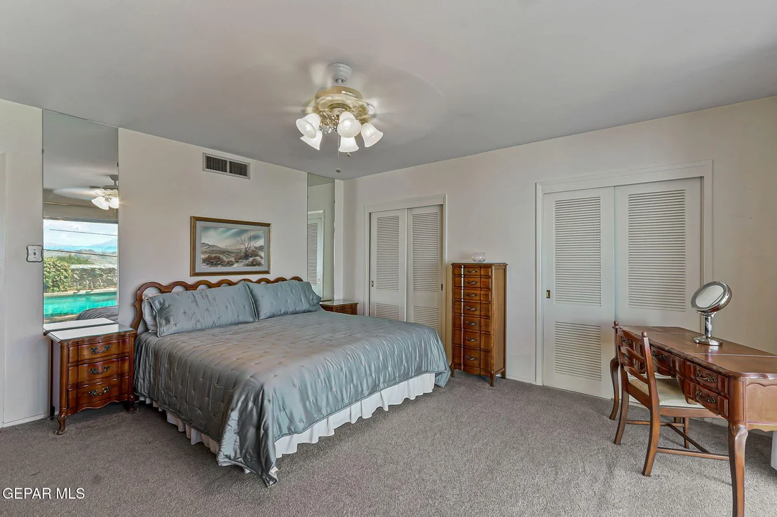 Photo of 4007 Flamingo Drive