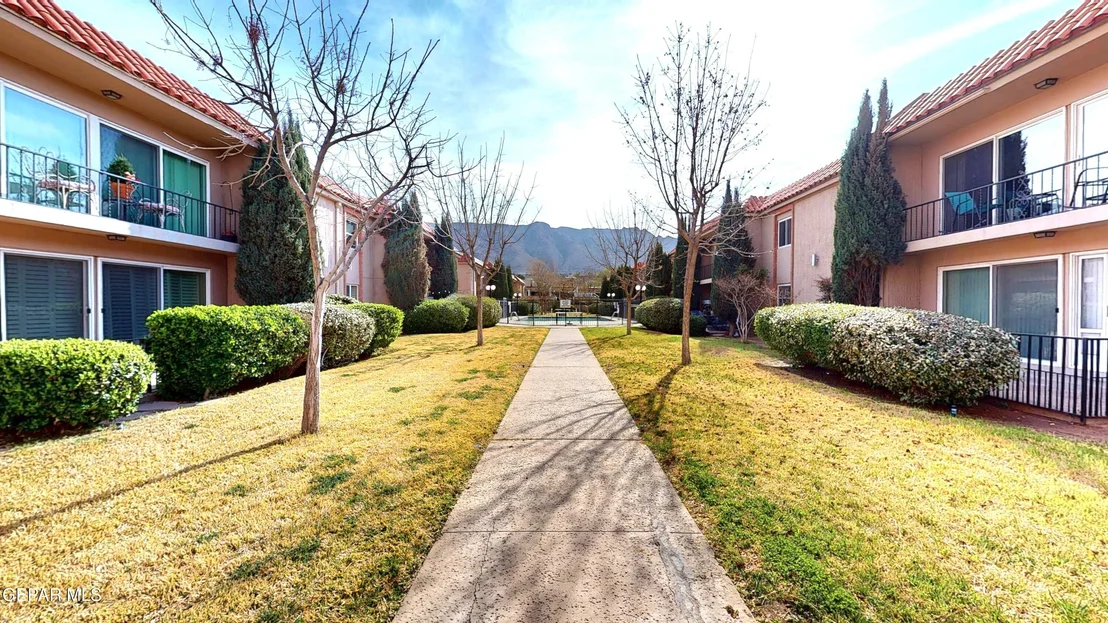 Photo of Unit E7 at 252 SHADOW MOUNTAIN Drive