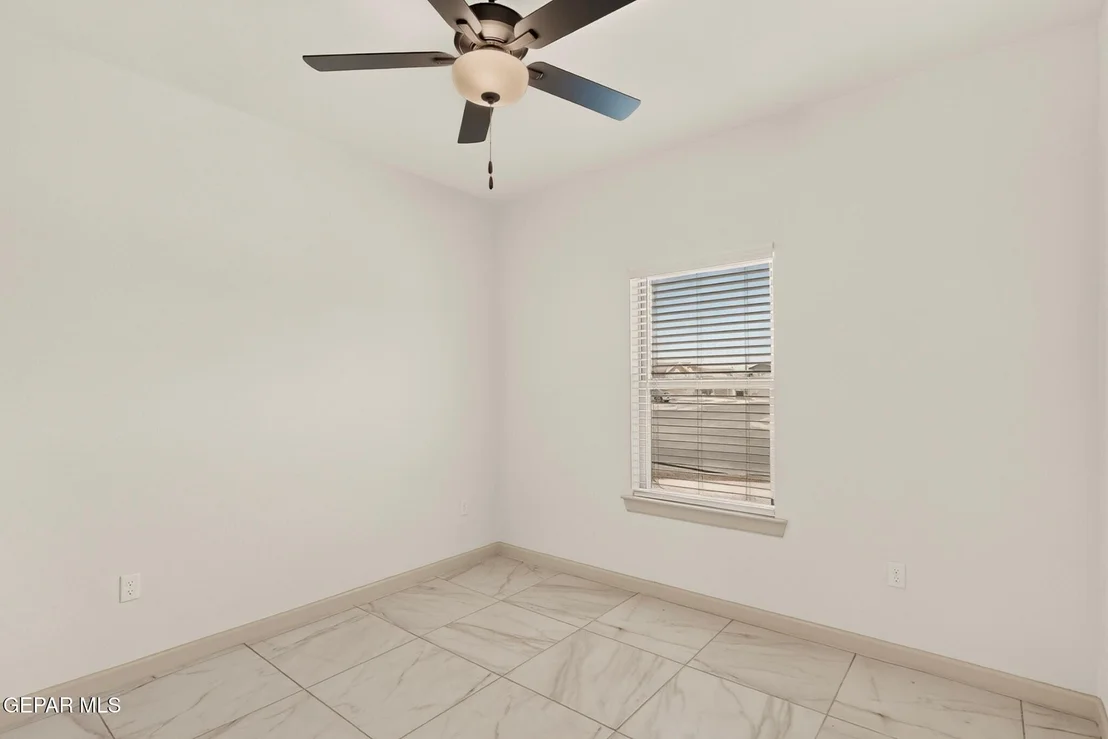 Photo of 968 GULF STREAMS Avenue