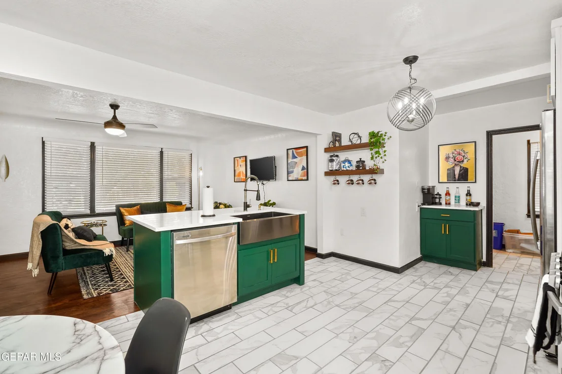 Photo of 614 loretto Road