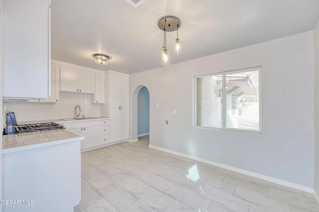 Photo of 533 Montecito Road