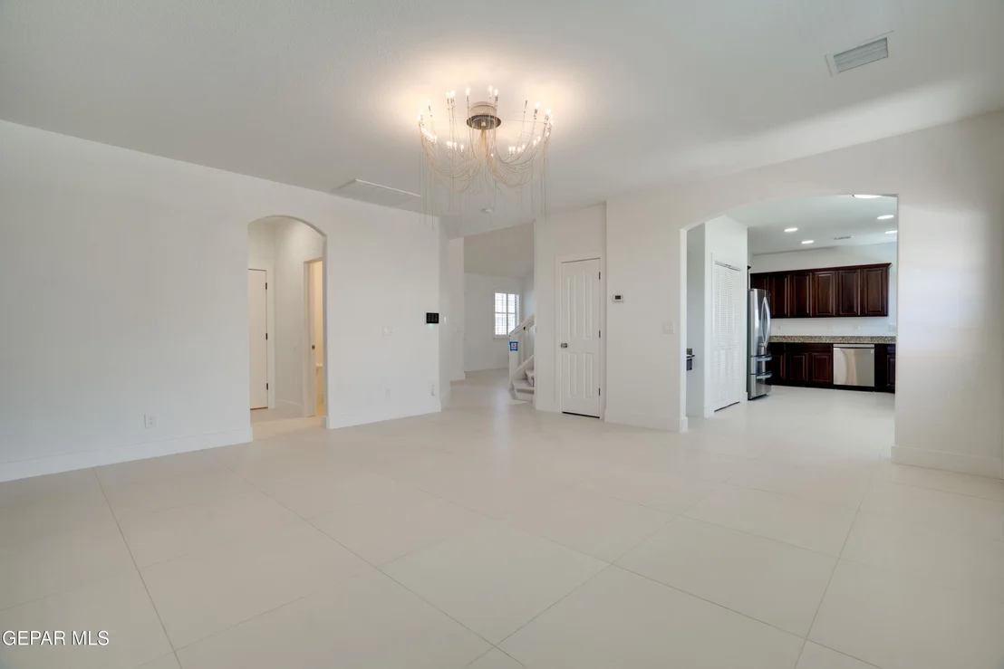 Photo of 3132 Lookout Point Drive