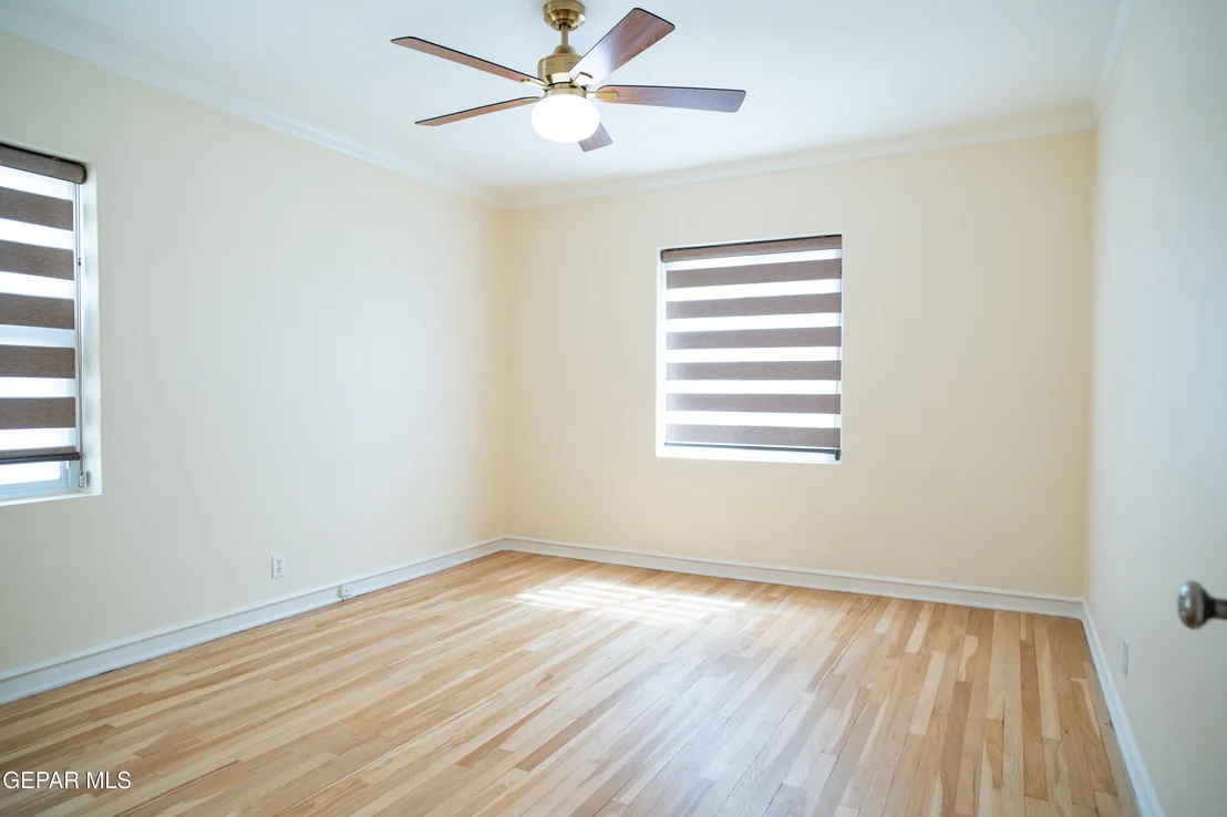 Photo of 1211 MESITA Drive