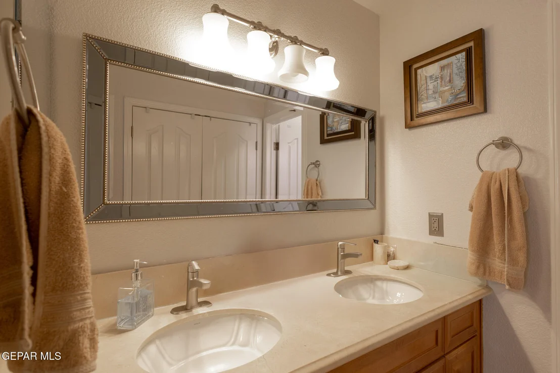 Photo of 6124 RIVER PARK Place