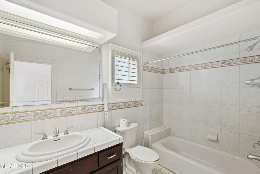 Photo of 1329 Whirlaway Drive