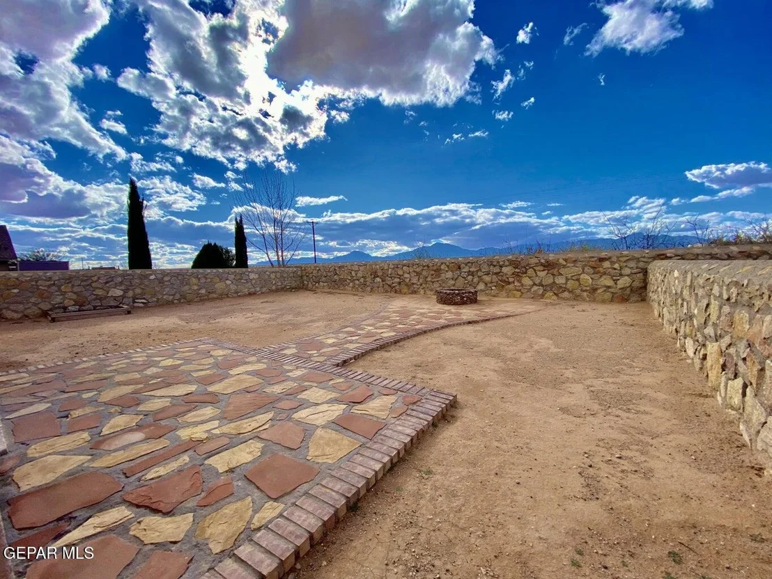Photo of 6941 Jericho Tree Drive