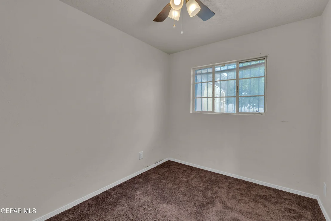 Photo of 5213 SUN VALLEY Drive