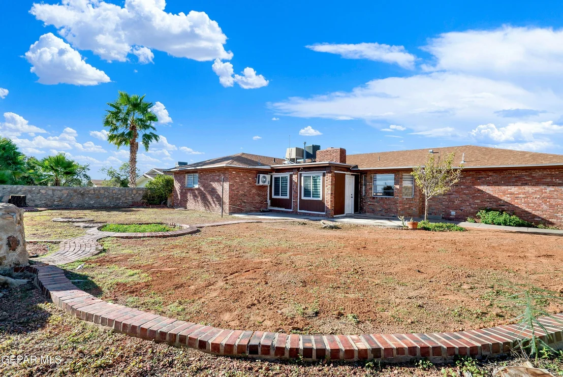 Photo of 6704 SOUTHWIND Drive