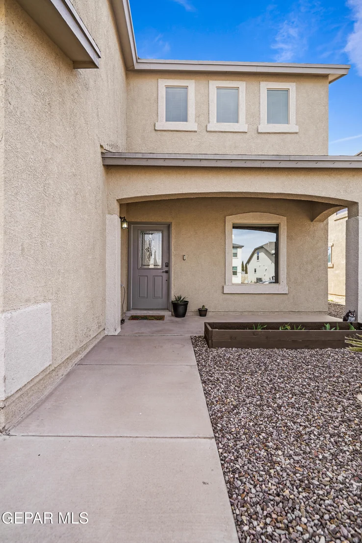 Photo of 14648 MEADOW LAWN