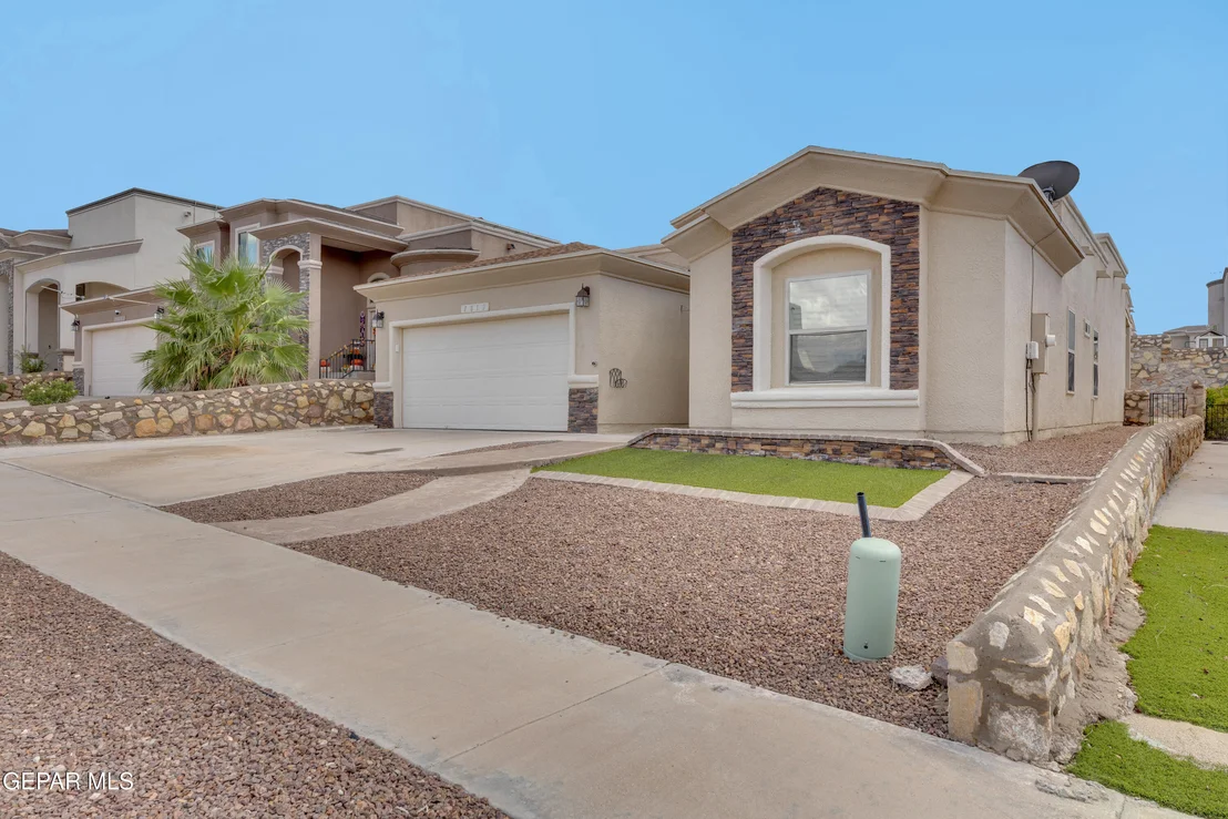 Photo of 7812 ENCHANTED VIEW Drive