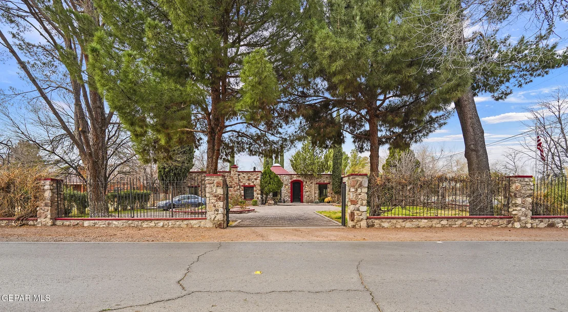 Photo of 200 W Sunset Road