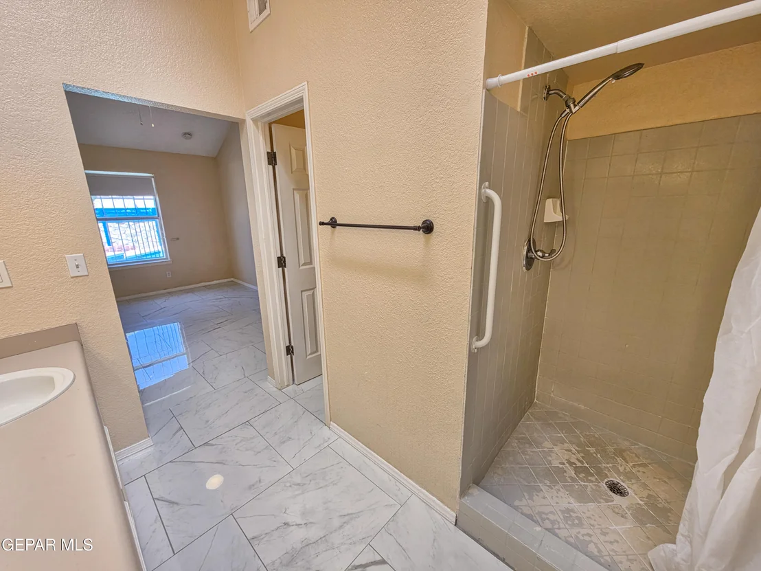 Photo of 12057 AUTUMN GATE Drive