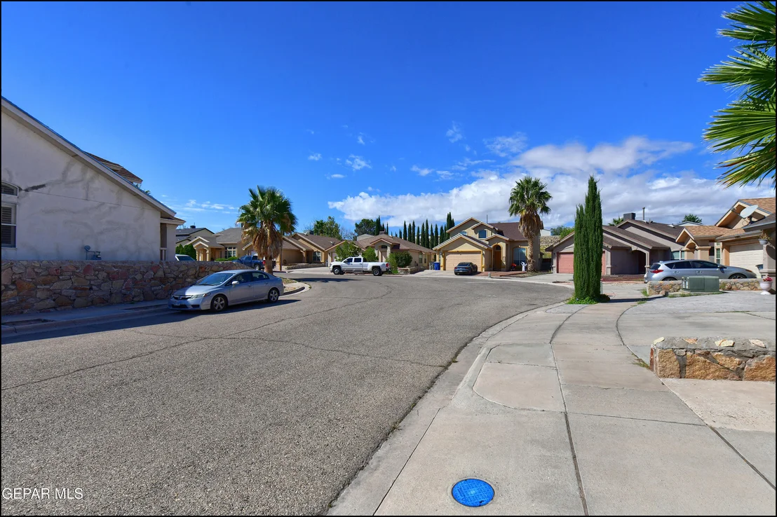 Photo of 11813 DEER GRASS Circle