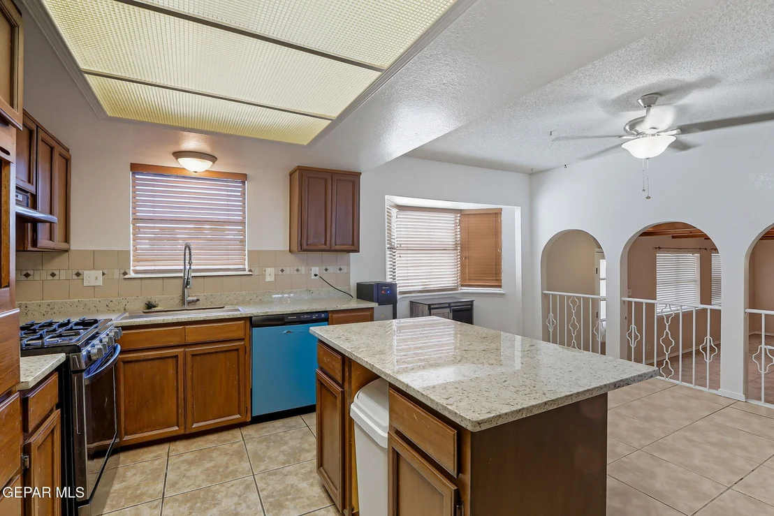 Photo of 11700 CASA VIEW Drive