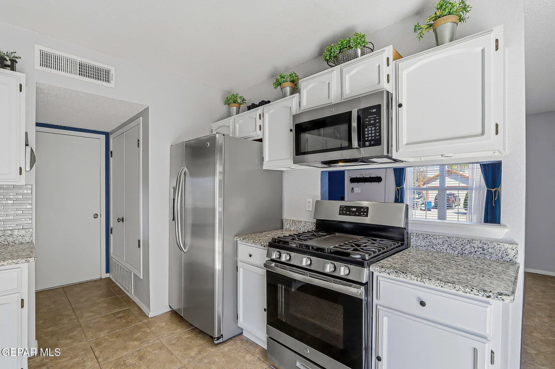 Photo of 12432 ROBERT DAVID Drive