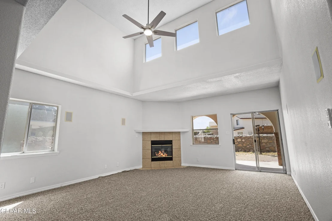 Photo of 1239 VIKKI CARR Lane