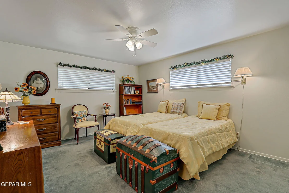 Photo of 313 GRANADA Avenue