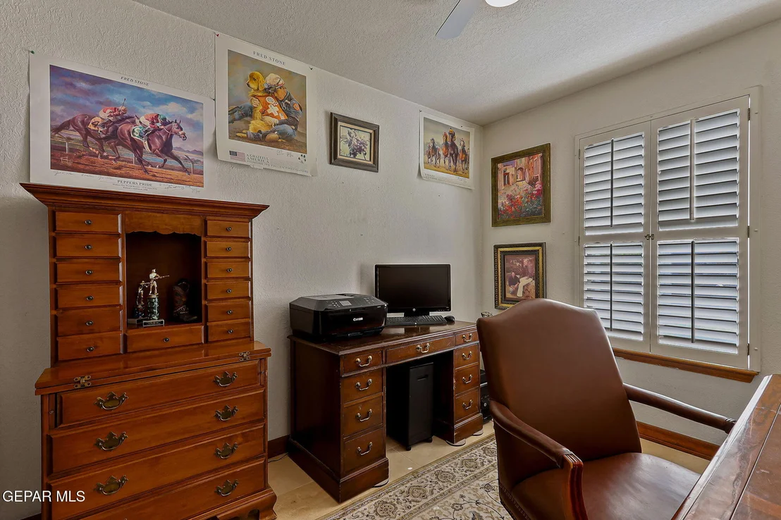 Photo of 628 SPRING CREST Drive