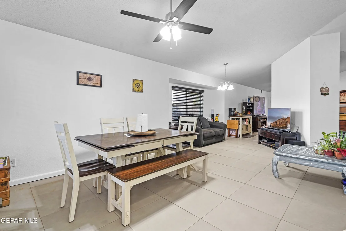 Photo of 492 COLDRIDGE VALLEY Place Place