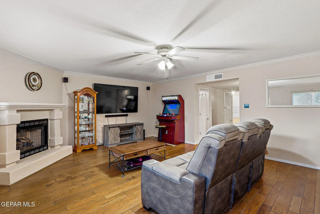 Photo of 6092 LOS SIGLOS Drive