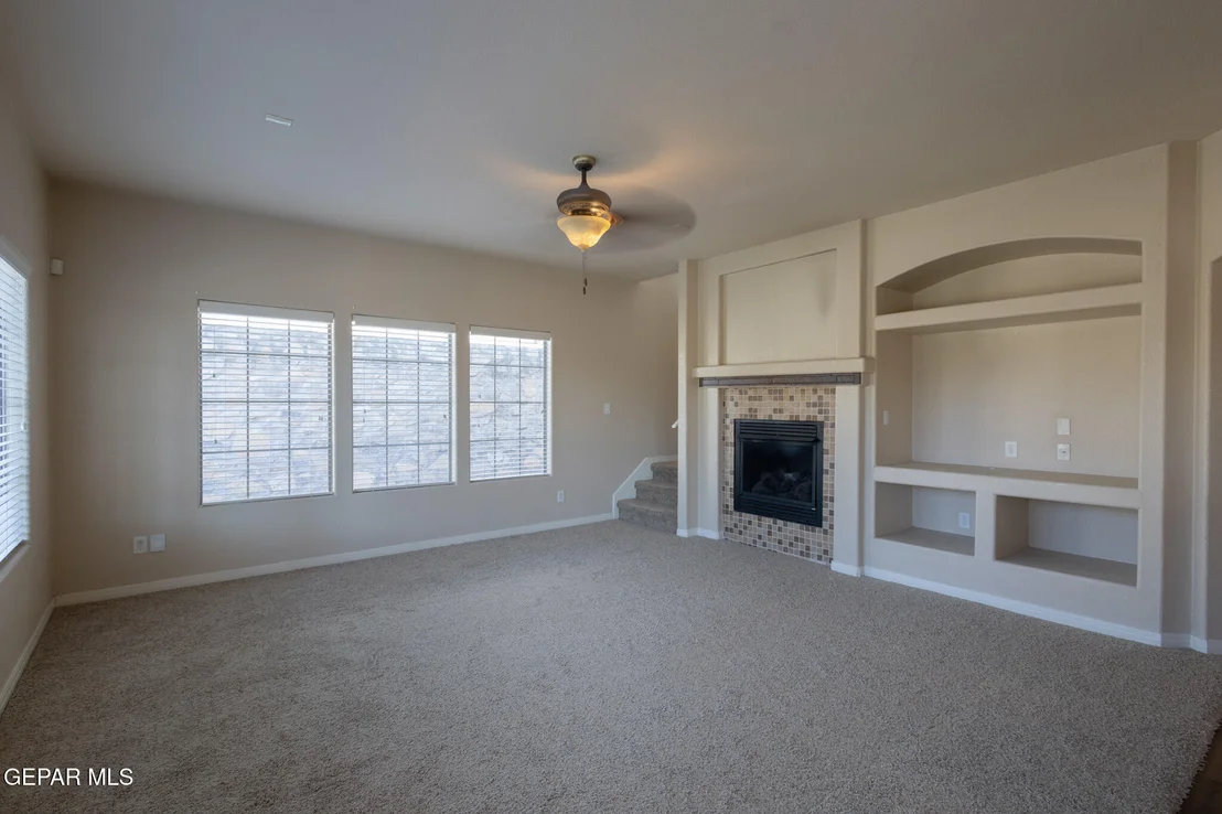 Photo of 801 SOUTHWICK Drive