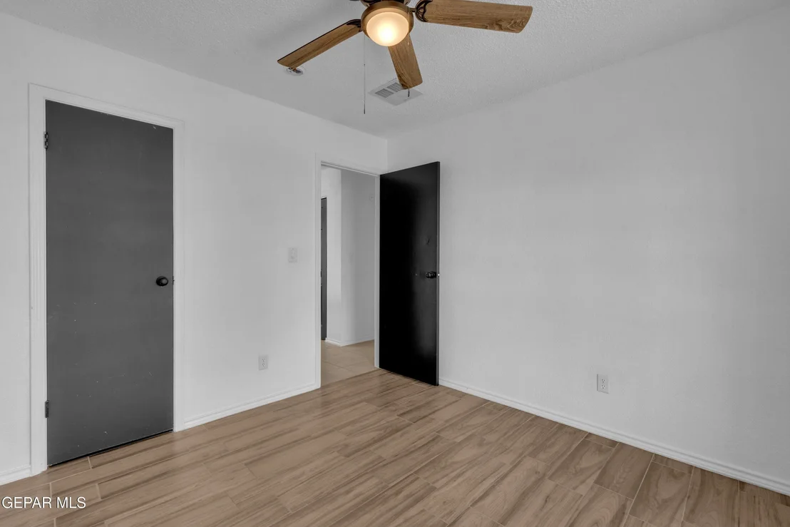 Photo of 10401 Aphrodite Drive