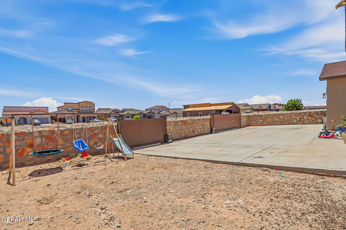 Photo of 14840 PEBBLE HILLS Boulevard