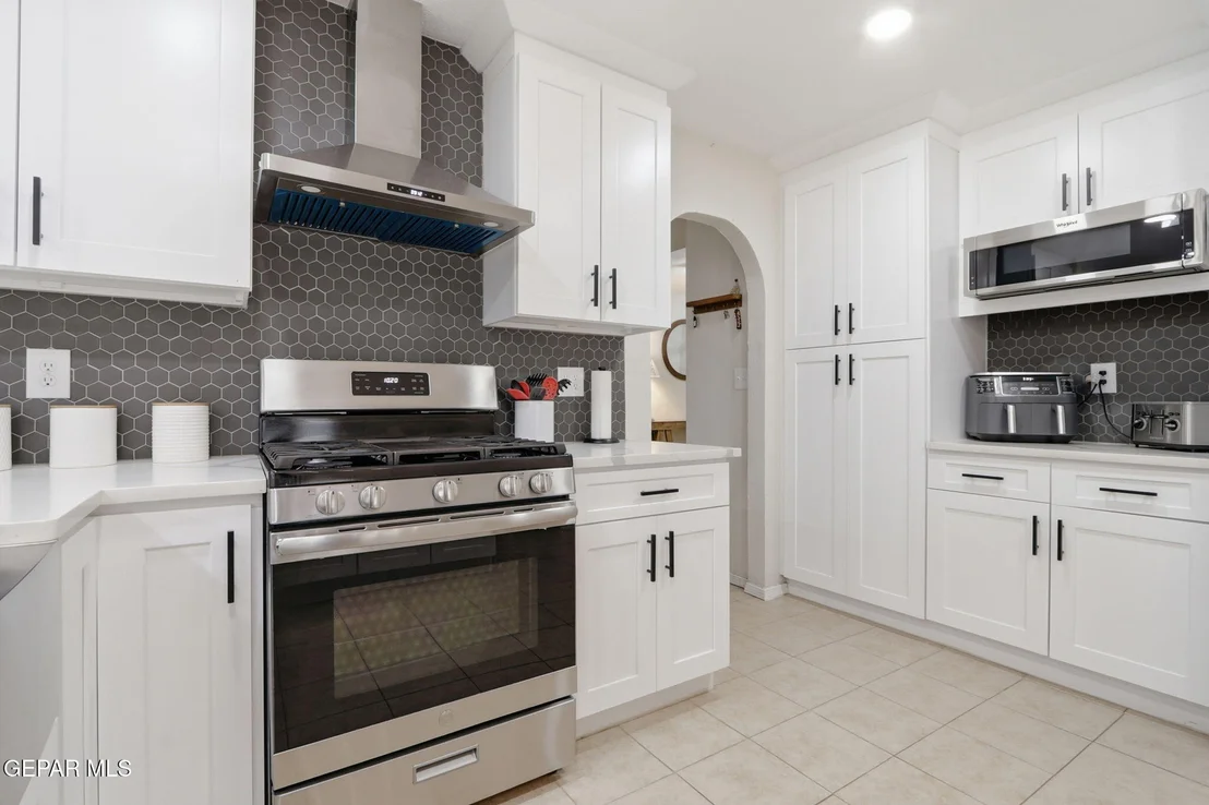 Photo of 6375 DESERT WILLOW Drive