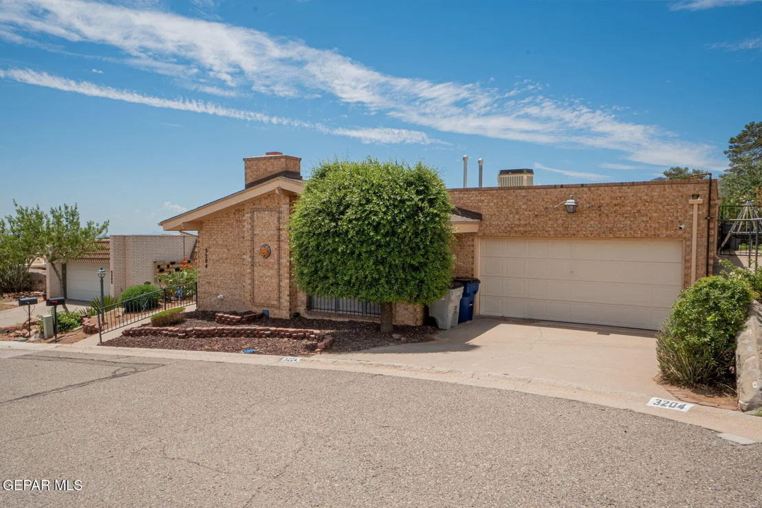 Photo of 3204 HIGH POINT Drive