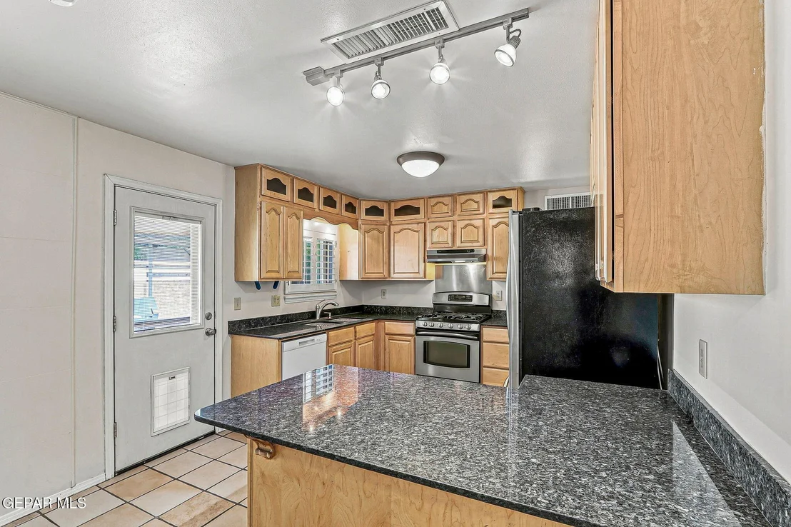 Photo of 436 DE LEON Drive
