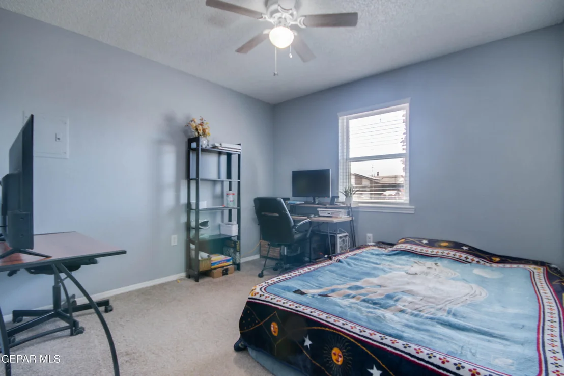 Photo of 5629 LONGVIEW Circle