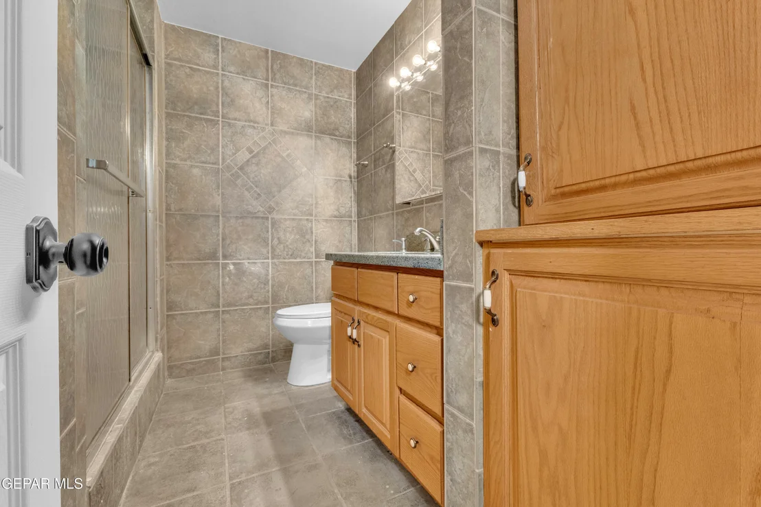 Photo of 404 CHERMONT Drive